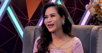 Nữ ca sĩ từng đi hát lót, tủi thân vì bị cắt tiết mục ở phút chót