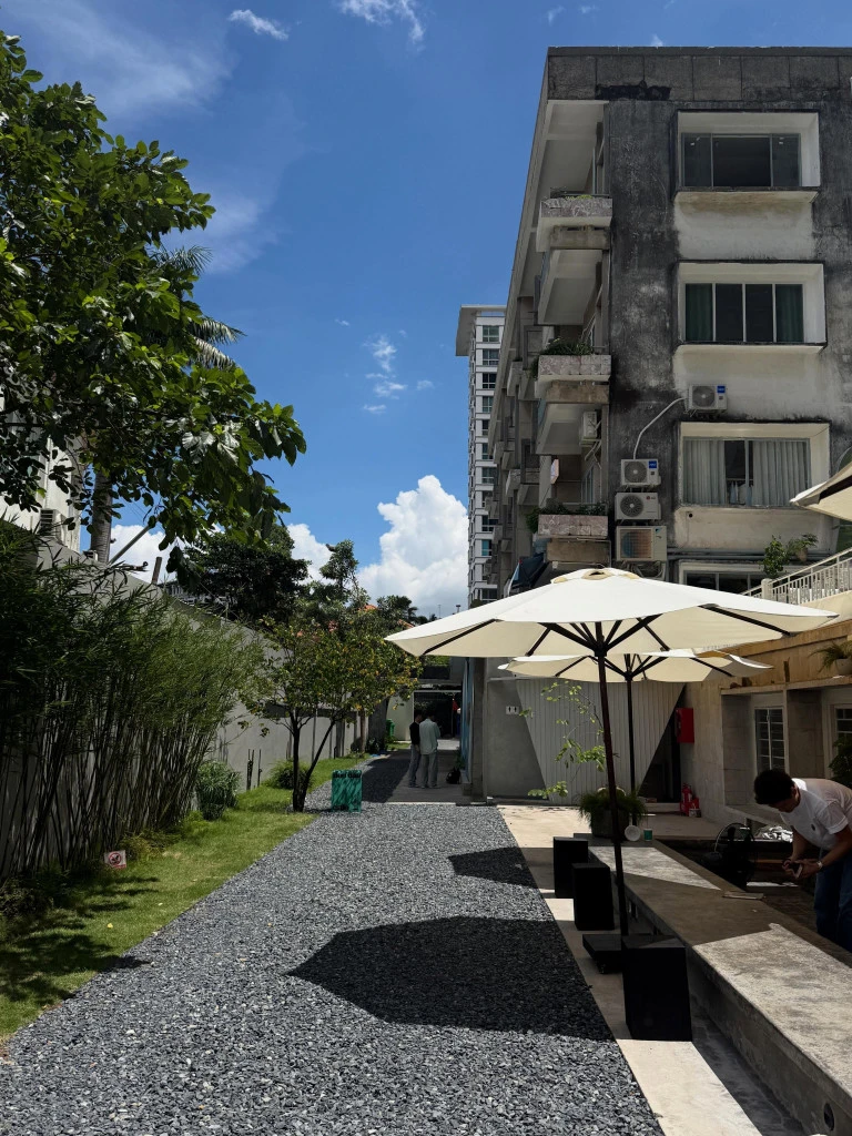 Nữ ca sĩ U40 đình đám 3 lần đỗ thủ khoa, đi bán cà phê ở Thảo Điền, TP.HCM Nữ ca sĩ U40 đình đám 3 lần đỗ thủ khoa, đi bán cà phê ở Thảo Điền, TP.HCM
