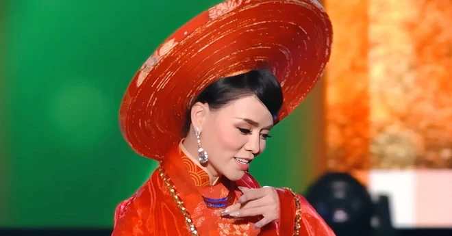 Nữ ca sĩ Việt 45 tuổi chưa chồng gặp bài học nhớ cả đời Nữ ca sĩ Việt 45 tuổi chưa chồng gặp bài học nhớ cả đời
