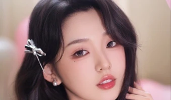 Nữ diễn viên đang càn quét Trung Quốc