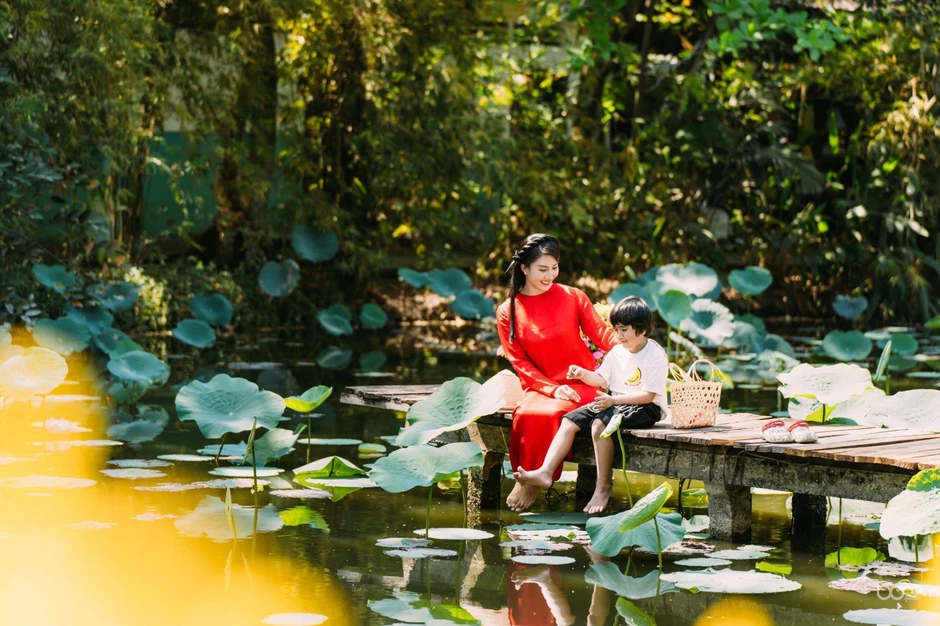 Nữ diễn viên đình đám đi bán bún bò Huế ở đường số 6, phường Tân Phong, TP.HCM Nữ diễn viên đình đám đi bán bún bò Huế ở đường số 6, phường Tân Phong, TP.HCM