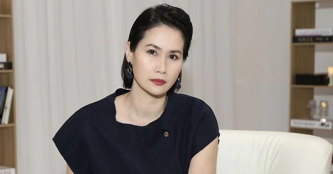 Nữ diễn viên là mẹ đơn thân nói thẳng: "Không ai hầu ai hết" Nữ diễn viên là mẹ đơn thân nói thẳng: "Không ai hầu ai hết"