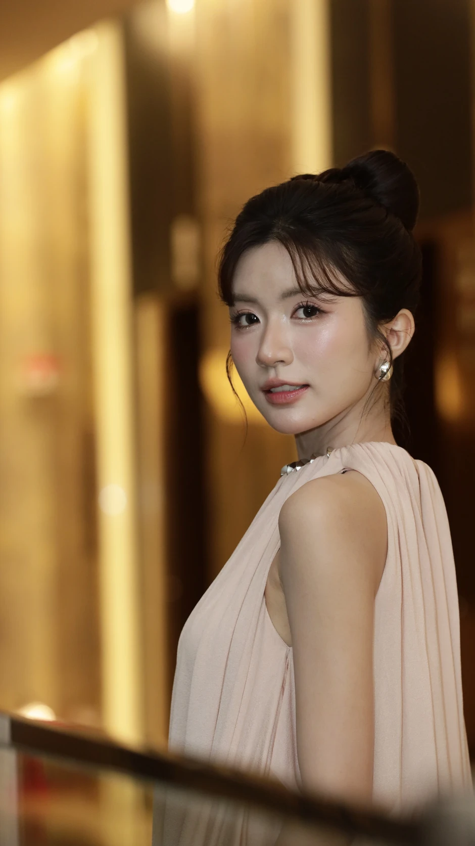 Nữ diễn viên phim giờ vàng tiết lộ cuộc sống hôn nhân với chồng kém tuổi Nữ diễn viên phim giờ vàng tiết lộ cuộc sống hôn nhân với chồng kém tuổi