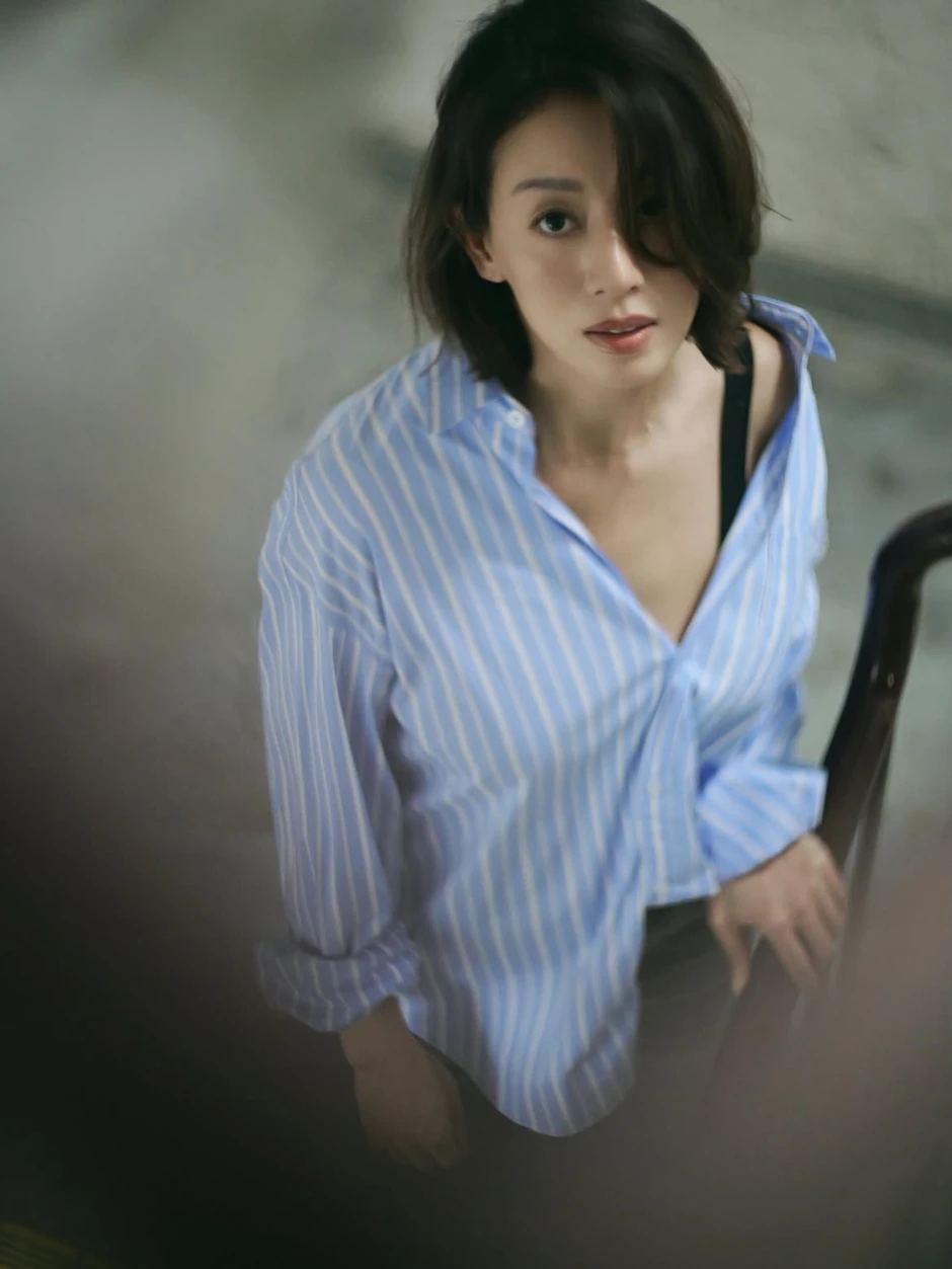 Nữ diễn viên tái hôn với nhân viên bảo bán hiểm lương gần 9 tỷ/năm, gara nhà đậu toàn Porsche - Lamborghini