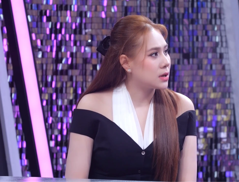 Nữ diễn viên U40 bức xúc nói thẳng: "Không thể chấp nhận được" Nữ diễn viên U40 bức xúc nói thẳng: "Không thể chấp nhận được"