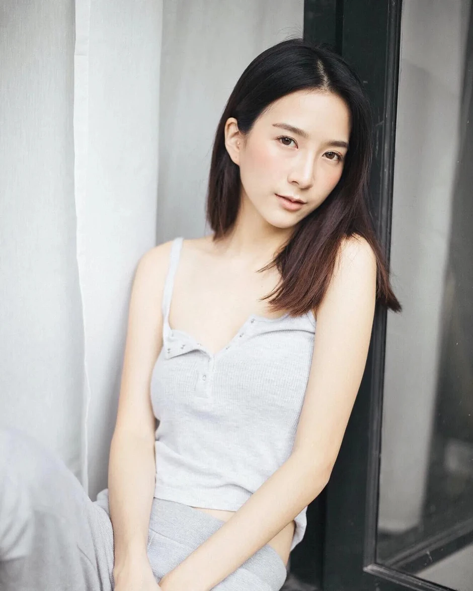 Nữ diễn viên và thiếu gia nghìn tỷ hủy hôn ngay sau màn cầu hôn bằng nhẫn kim cương khủng