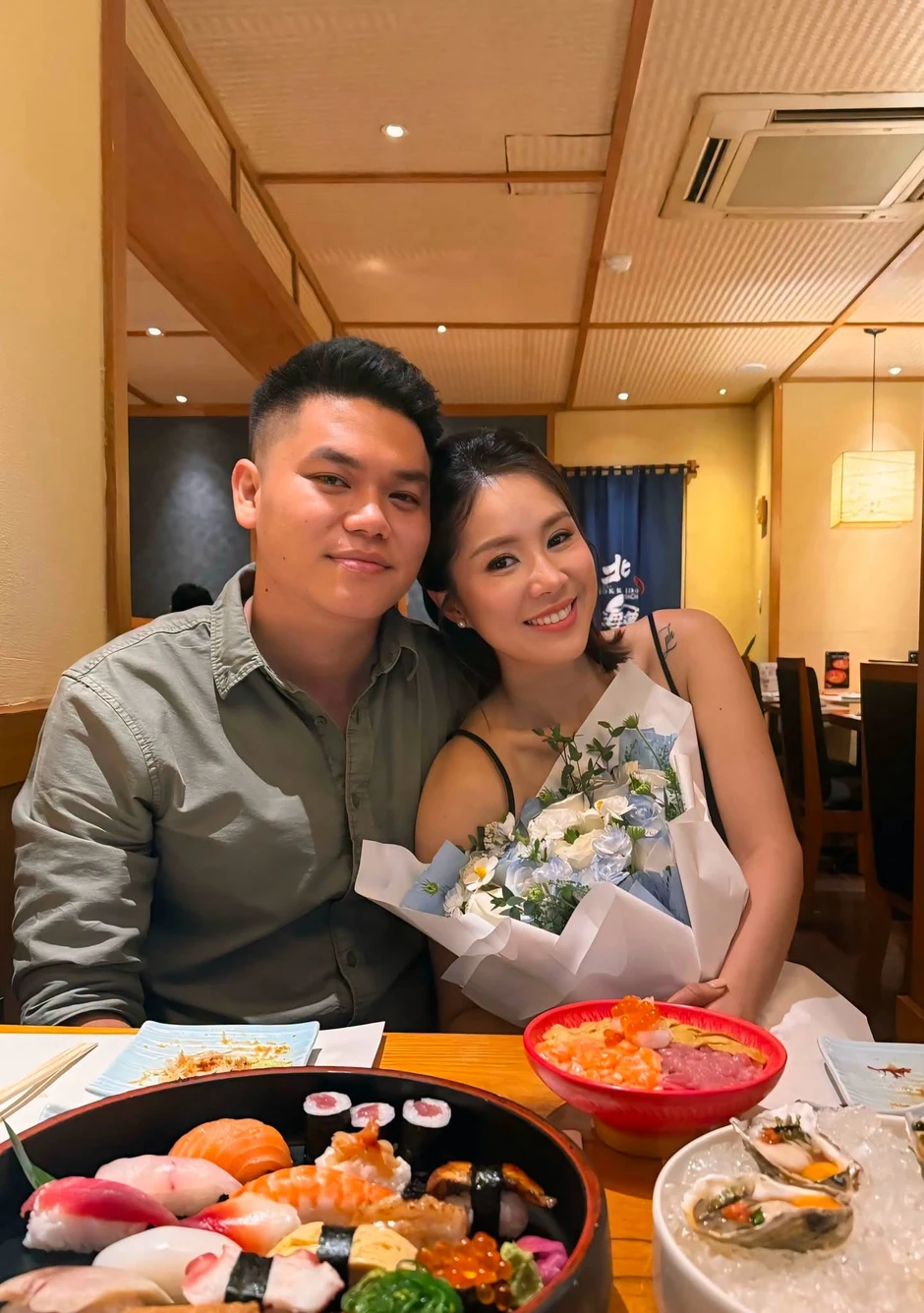 Nữ diễn viên Việt chia tay tài tử điển trai, 1 mình nuôi con rồi kết hôn với đàn em kém 7 tuổi Nữ diễn viên Việt chia tay tài tử điển trai, 1 mình nuôi con rồi kết hôn với đàn em kém 7 tuổi