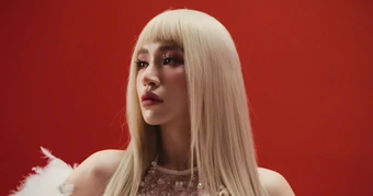 Nữ DJ là 'mẹ ba con' nóng bỏng và cuộc sống viên mãn bên chồng doanh nhân