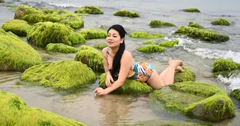 Nữ hoàng nhạc đỏ là mẹ đơn thân 4 con đăng status về tình yêu: "Nụ cười của em tốt cho trái tim anh"