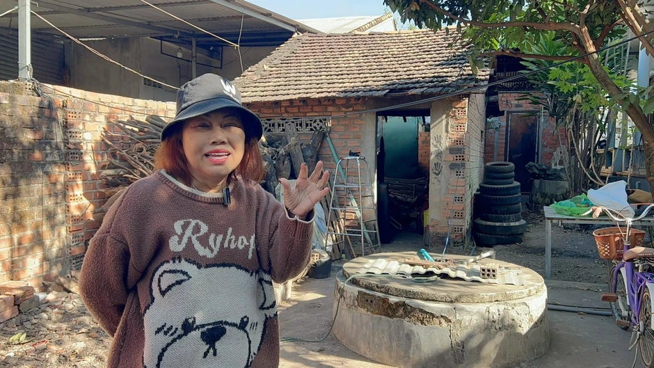 Nữ nghệ sĩ đình đám bỏ TP.HCM về đi bán đồ ăn ở Kon Tum Nữ nghệ sĩ đình đám bỏ TP.HCM về đi bán đồ ăn ở Kon Tum
