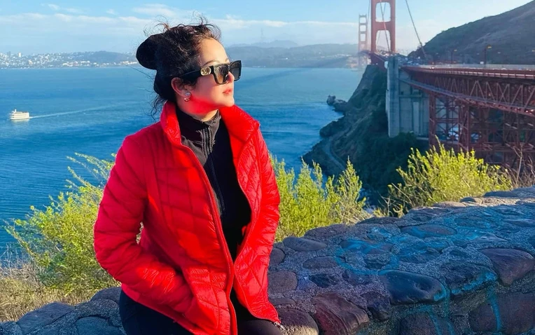 Nữ nghệ sĩ là mẹ đơn thân rời showbiz Việt sang Mỹ định cư: "Có những nỗi niềm đau thấu tâm can" Nữ nghệ sĩ là mẹ đơn thân rời showbiz Việt sang Mỹ định cư: "Có những nỗi niềm đau thấu tâm can"