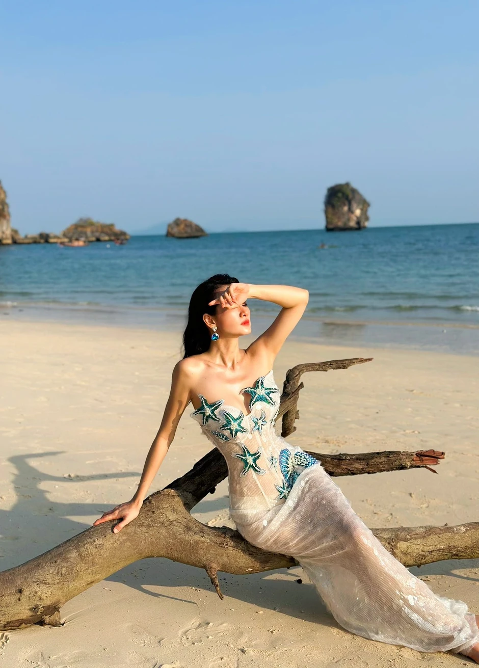 Nữ nghệ sĩ là mẹ đơn thân, U45 vẫn đẹp rực rỡ, có bạn trai yêu mến nhưng không cưới Nữ nghệ sĩ là mẹ đơn thân, U45 vẫn đẹp rực rỡ, có bạn trai yêu mến nhưng không cưới