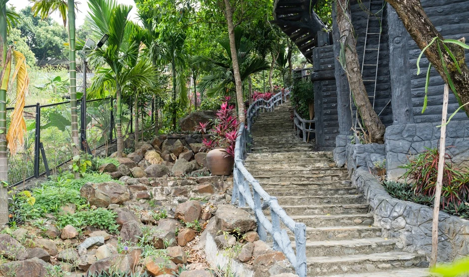 Nữ NSND trẻ nhất Việt Nam ở biệt phủ 8.000m² Nữ NSND trẻ nhất Việt Nam ở biệt phủ 8.000m²