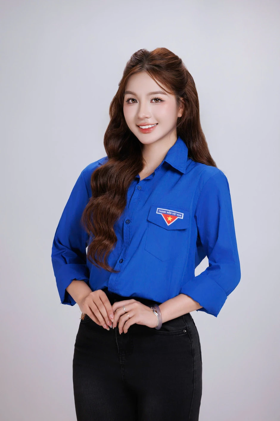 Nữ sinh 18 tuổi Phạm Xuân Uyên: Từ tình yêu áo dài đến danh hiệu Đại sứ Dạ hội Nữ sinh 18 tuổi Phạm Xuân Uyên: Từ tình yêu áo dài đến danh hiệu Đại sứ Dạ hội