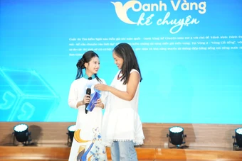 Nữ sinh Quảng Trị giành vé Vàng vào thẳng chung kết "Oanh Vàng kể chuyện"