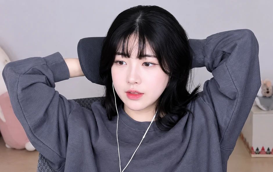 Nữ streamer Hàn Quốc đang khiến cộng đồng mạng Việt Nam phẫn nộ Nữ streamer Hàn Quốc đang khiến cộng đồng mạng Việt Nam phẫn nộ