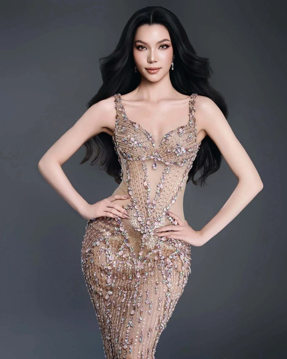 Nữ Trung úy hát bản hit "Còn gì đẹp hơn" gây sốt ở Miss Grand Vietnam 2026 Nữ Trung úy hát bản hit "Còn gì đẹp hơn" gây sốt ở Miss Grand Vietnam 2026