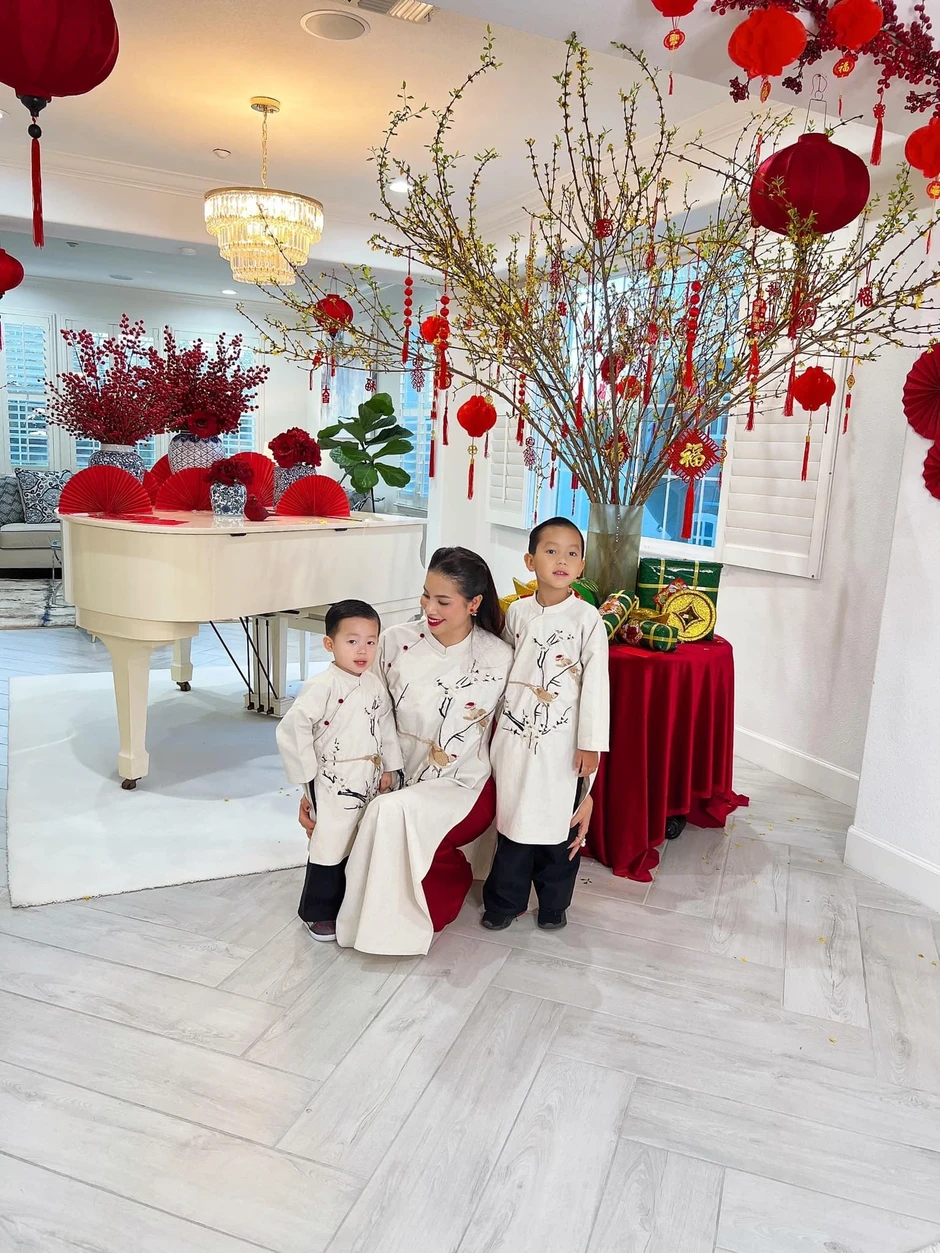 Phạm Hương ở tuổi 35 Phạm Hương ở tuổi 35