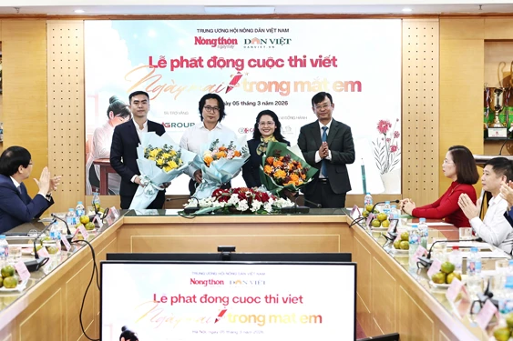 Phát động cuộc thi viết "Ngày mai trong mắt em" Phát động cuộc thi viết "Ngày mai trong mắt em"