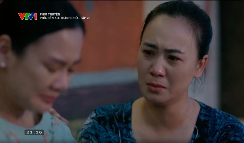 Phía bên kia thành phố - Tập 25: Bí mật trong cuốn nhật ký khiến cả gia đình Tuyết Lan bàng hoàng