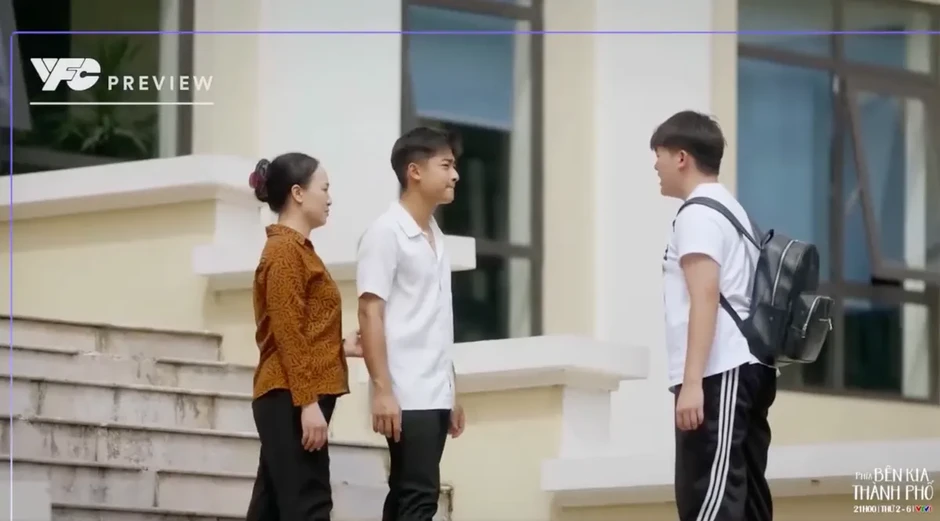 Phía bên kia thành phố - Tập 25: Mẹ Khuê thay đổi quyết định, Cương thoát án? Phía bên kia thành phố - Tập 25: Mẹ Khuê thay đổi quyết định, Cương thoát án?