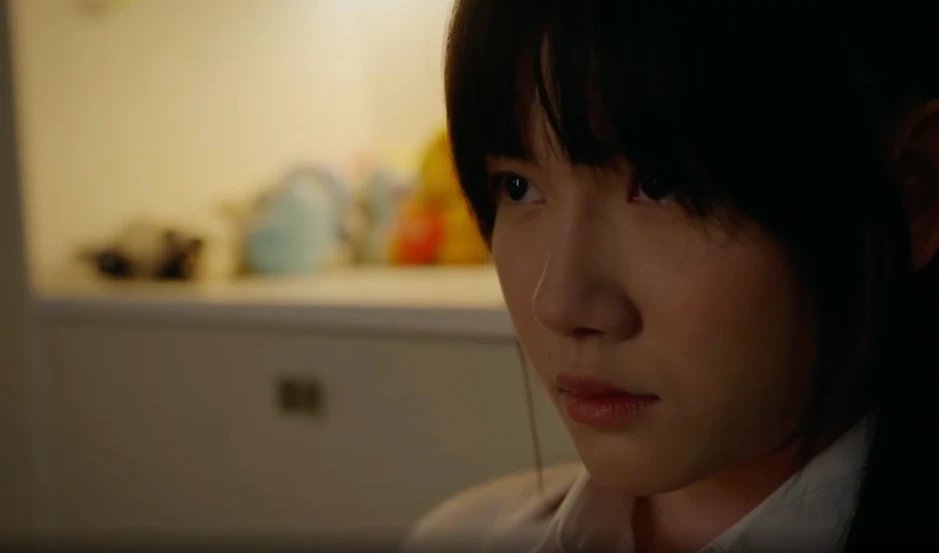 Phía bên kia thành phố - Tập 3: Tuyết Lan xuất hiện, trở thành tâm điểm mới của lớp học Phía bên kia thành phố - Tập 3: Tuyết Lan xuất hiện, trở thành tâm điểm mới của lớp học