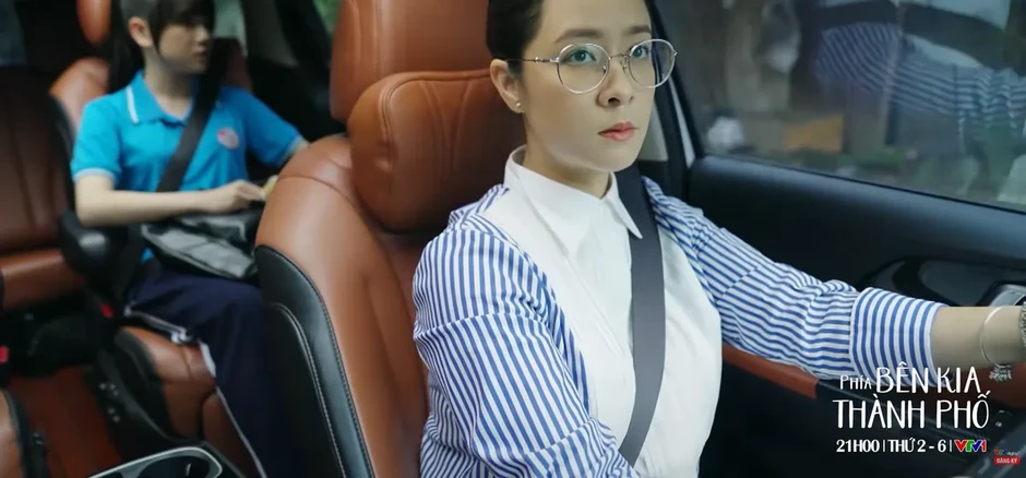 Phía bên kia thành phố - Tập 5: Vừa làm anh hùng bảo vệ mỹ nhân, Cương nhận ngay tin crush thích bạn thân mình