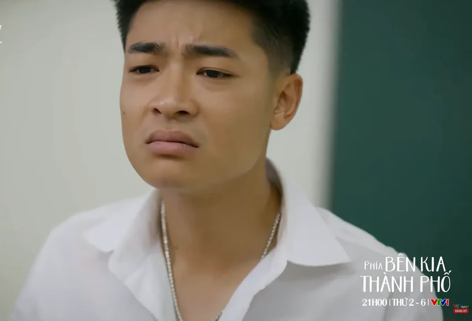 Phía bên kia thành phố - Tập 5: Vừa làm anh hùng bảo vệ mỹ nhân, Cương nhận ngay tin crush thích bạn thân mình