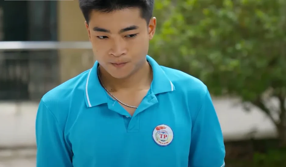 Phía bên kia thành phố - Tập 5: Vừa làm anh hùng bảo vệ mỹ nhân, Cương nhận ngay tin crush thích bạn thân mình