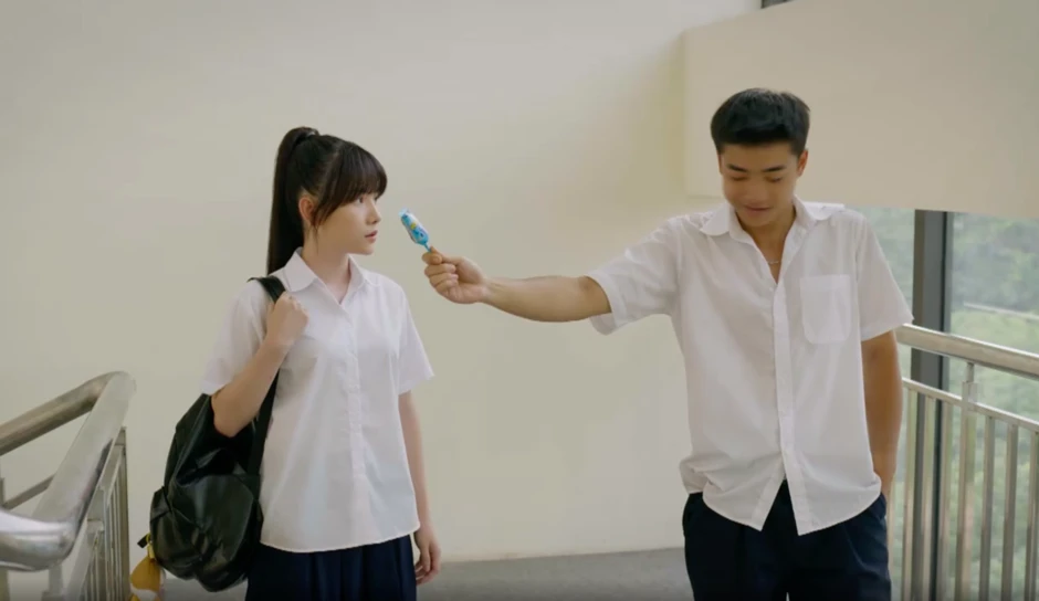 Phía bên kia thành phố - Tập 6: Cương hụt hẫng khi bị Tuyết Lan giữ khoảng cách Phía bên kia thành phố - Tập 6: Cương hụt hẫng khi bị Tuyết Lan giữ khoảng cách