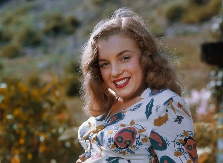 Phiên đấu giá kỷ vật Marilyn Monroe gây phẫn nộ vì đưa phim X-quang vào danh sách Phiên đấu giá kỷ vật Marilyn Monroe gây phẫn nộ vì đưa phim X-quang vào danh sách