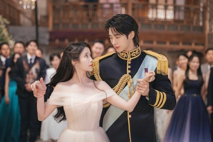 Phim Hàn hết mê tổng tài, chuyển qua thích 'chàng trai nhà bên' Phim Hàn hết mê tổng tài, chuyển qua thích 'chàng trai nhà bên'