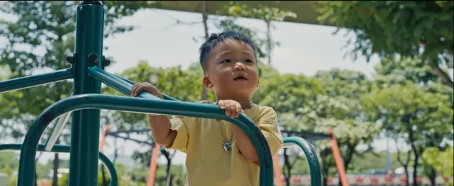 Quang Tuấn đưa con trai đi đóng phim về tình cảm gia đình Quang Tuấn đưa con trai đi đóng phim về tình cảm gia đình