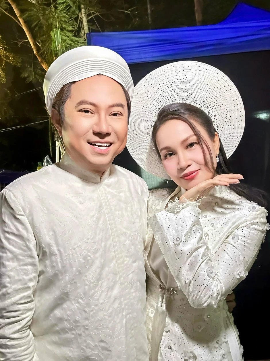 Quốc Đại: Lần đầu hát cùng, tôi lo lắng vì sợ ảnh hưởng đến Cẩm Ly Quốc Đại: Lần đầu hát cùng, tôi lo lắng vì sợ ảnh hưởng đến Cẩm Ly