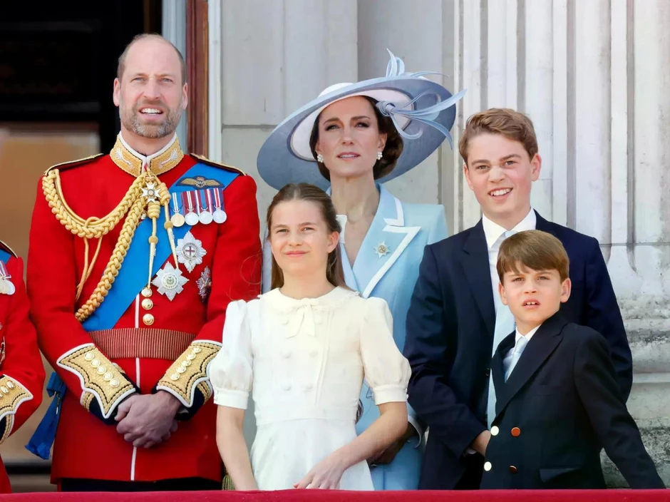 Quyết định sốc từ Harry và Meghan Quyết định sốc từ Harry và Meghan