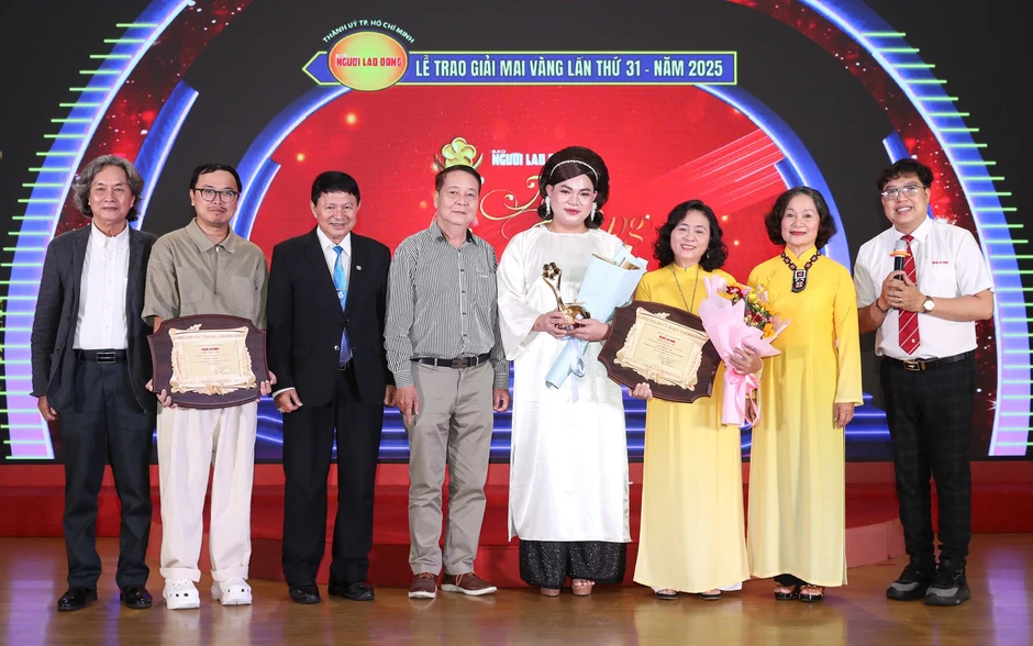 Ra mắt sách nét đẹp văn hóa