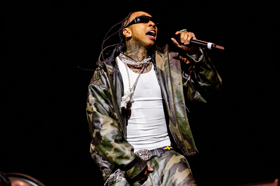 Rapper gốc Việt Tyga vừa hợp tác Sơn Tùng M-TP nổi tiếng ra sao?