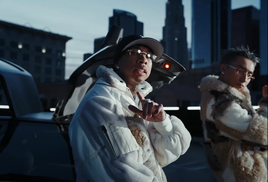 Rapper gốc Việt Tyga vừa hợp tác Sơn Tùng M-TP nổi tiếng ra sao?