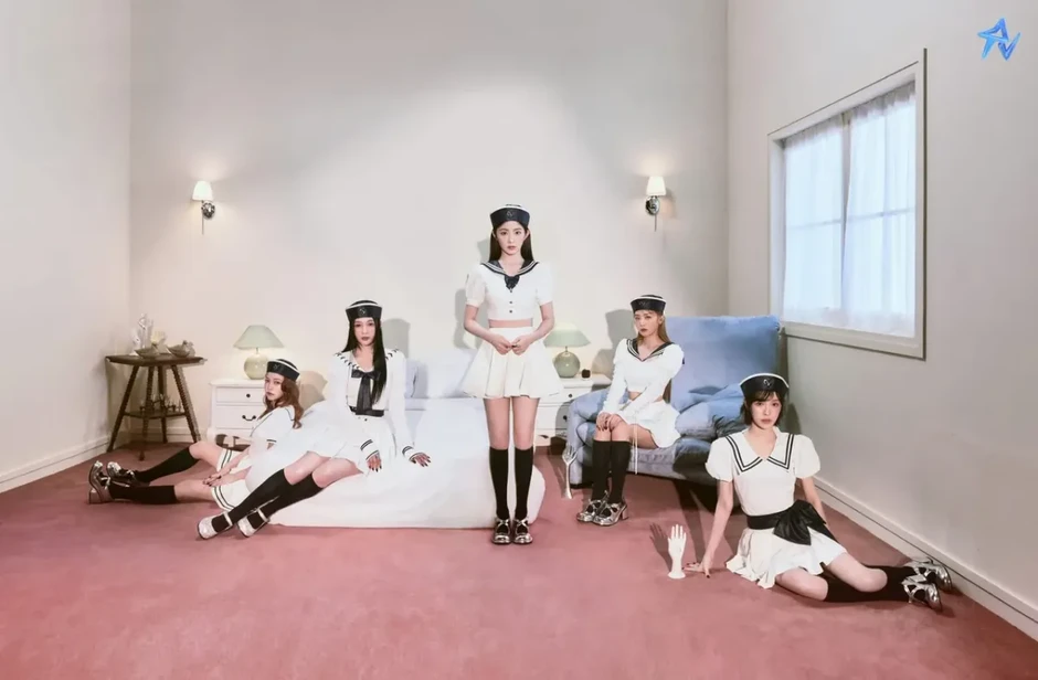 Red Velvet trở lại với album mới và fan concert vào tháng 8