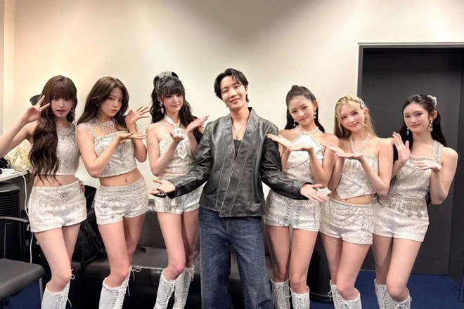 Rổ bằng chứng V (BTS) hẹn hò Jang Won Young kém 9 tuổi Rổ bằng chứng V (BTS) hẹn hò Jang Won Young kém 9 tuổi