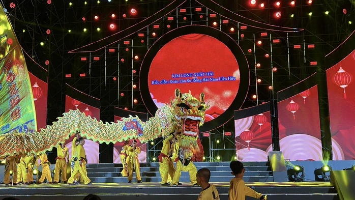 Rộn ràng đêm nghệ thuật mừng Lễ hội Nguyên Tiêu 2026 Rộn ràng đêm nghệ thuật mừng Lễ hội Nguyên Tiêu 2026