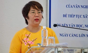 'Sách lậu làm ngành xuất bản suy yếu'