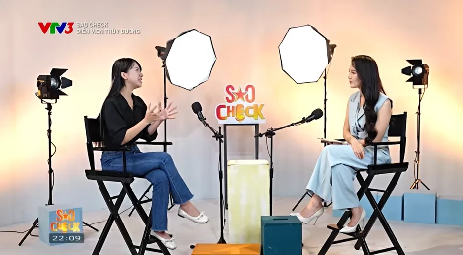 Sao Check: Gặp gỡ y tá Mây của phim "Thanh âm vượt đại dương” Sao Check: Gặp gỡ y tá Mây của phim "Thanh âm vượt đại dương”