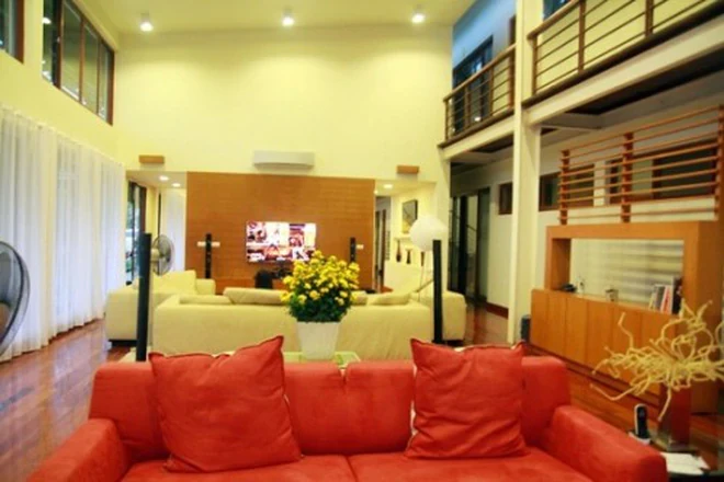 Sao hạng A từng là thủ khoa Nhạc viện, ở biệt phủ nhà vườn rộng 1,2 hécta tựa chốn bồng lai Sao hạng A từng là thủ khoa Nhạc viện, ở biệt phủ nhà vườn rộng 1,2 hécta tựa chốn bồng lai