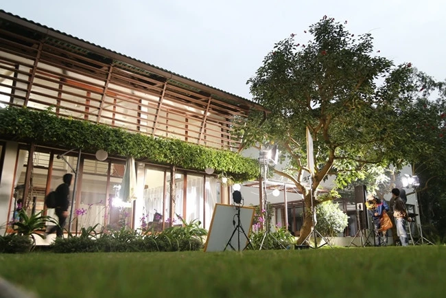 Sao hạng A từng là thủ khoa Nhạc viện, ở biệt phủ nhà vườn rộng 1,2 hécta tựa chốn bồng lai Sao hạng A từng là thủ khoa Nhạc viện, ở biệt phủ nhà vườn rộng 1,2 hécta tựa chốn bồng lai