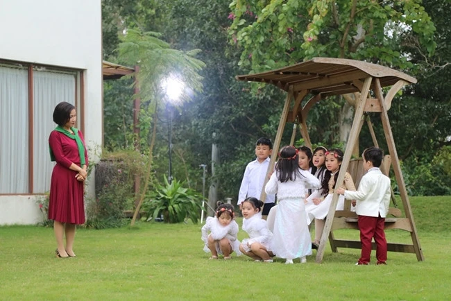 Sao hạng A từng là thủ khoa Nhạc viện, ở biệt phủ nhà vườn rộng 1,2 hécta tựa chốn bồng lai Sao hạng A từng là thủ khoa Nhạc viện, ở biệt phủ nhà vườn rộng 1,2 hécta tựa chốn bồng lai