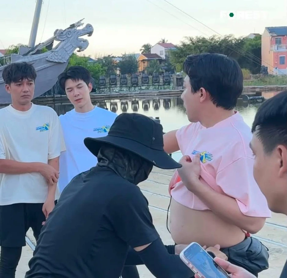 Sao lại đối xử với Trấn Thành thế này?