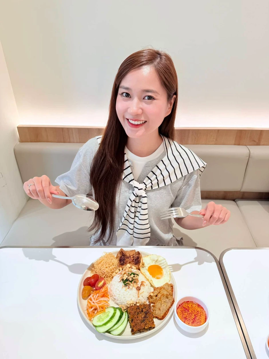 Sao nữ dù bị Trường Giang lẫn chồng chê béo nhưng nhan sắc vẫn vươn tầm quốc tế