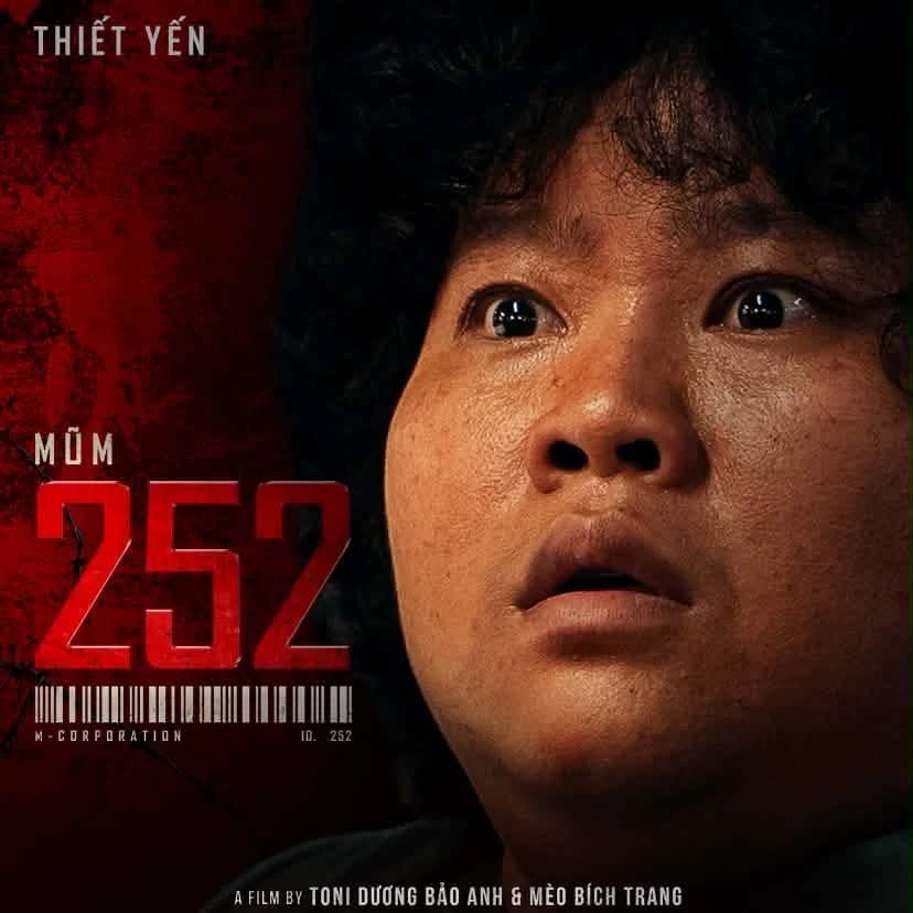 Sao nữ theo đuổi Steven Nguyễn từ Trại Buôn Người ra tận ngoài đời, càng làm xấu mình càng hút triệu view Sao nữ theo đuổi Steven Nguyễn từ Trại Buôn Người ra tận ngoài đời, càng làm xấu mình càng hút triệu view