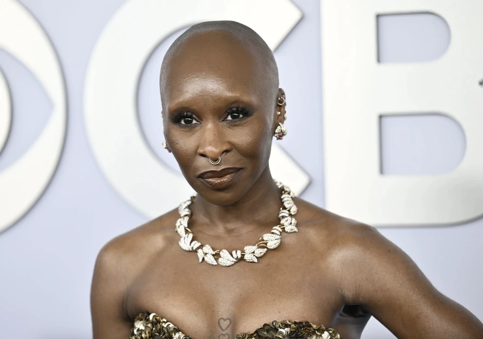 Sao phim 'Wicked' Cynthia Erivo đáp trả tin đồn 'rạn nứt' với Ariana Grande Sao phim 'Wicked' Cynthia Erivo đáp trả tin đồn 'rạn nứt' với Ariana Grande